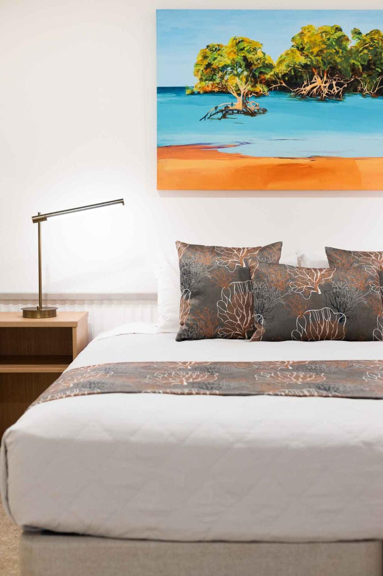 Moonlight Bay Suites Бруум Екстериор снимка
